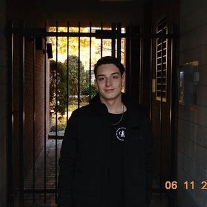 Meet your Posher, Nicolas